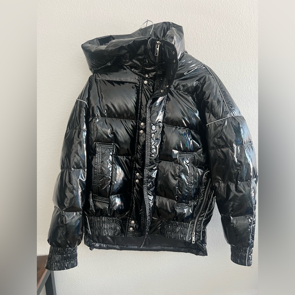 Lattelier Iridescent Puffer Jacket